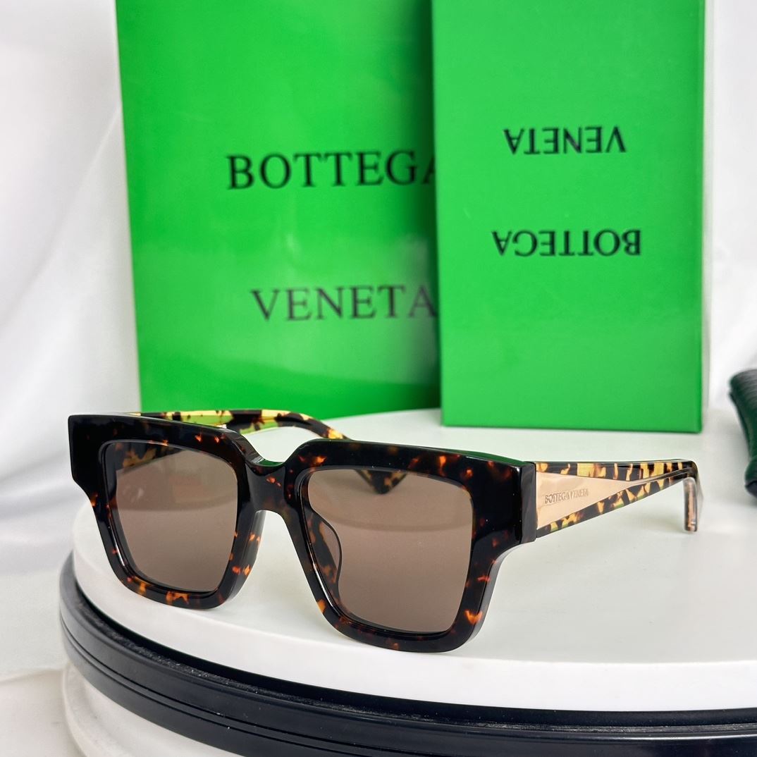 Bottega Veneta Sunglasses